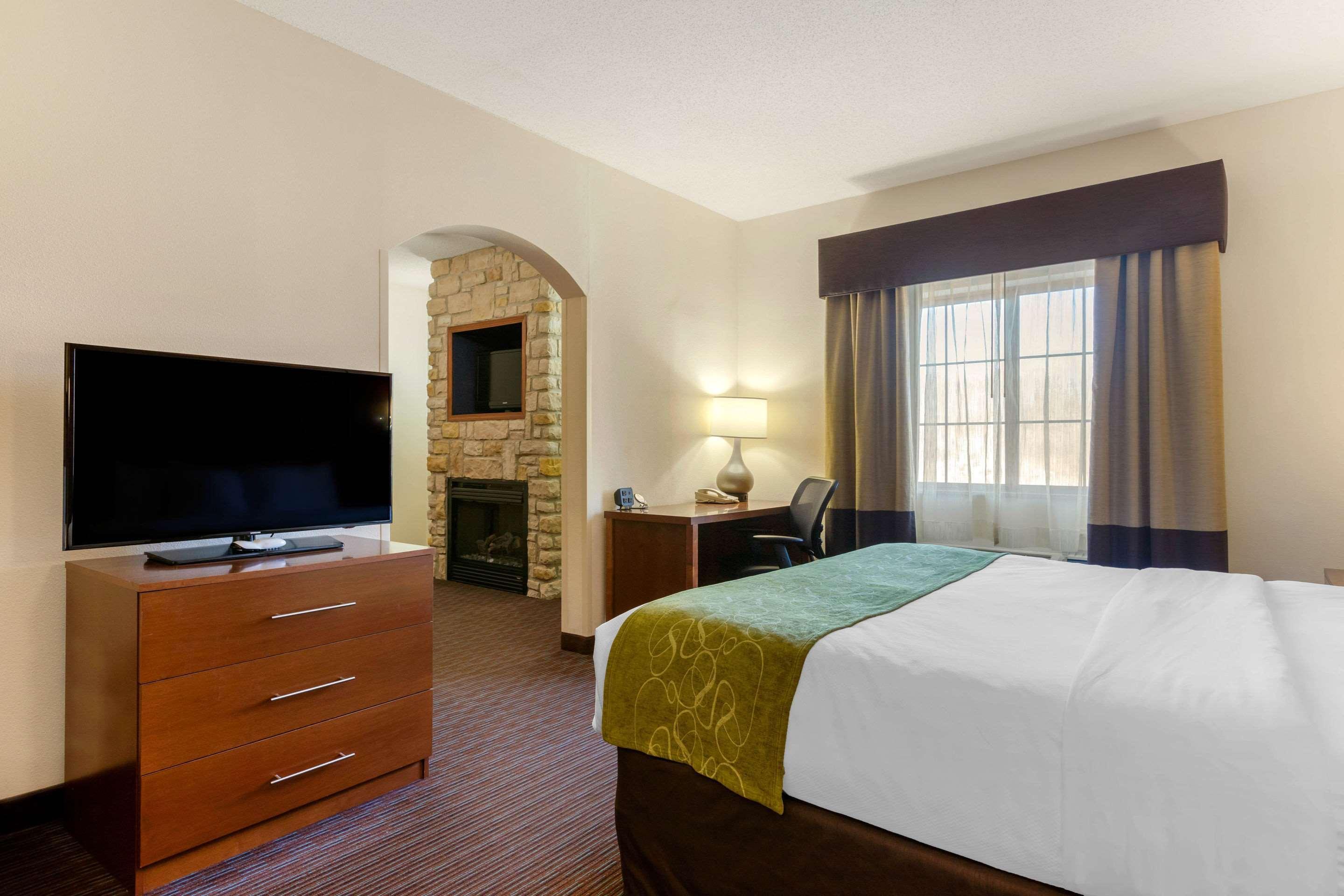 Comfort Suites Stevensville - St Joseph Εξωτερικό φωτογραφία
