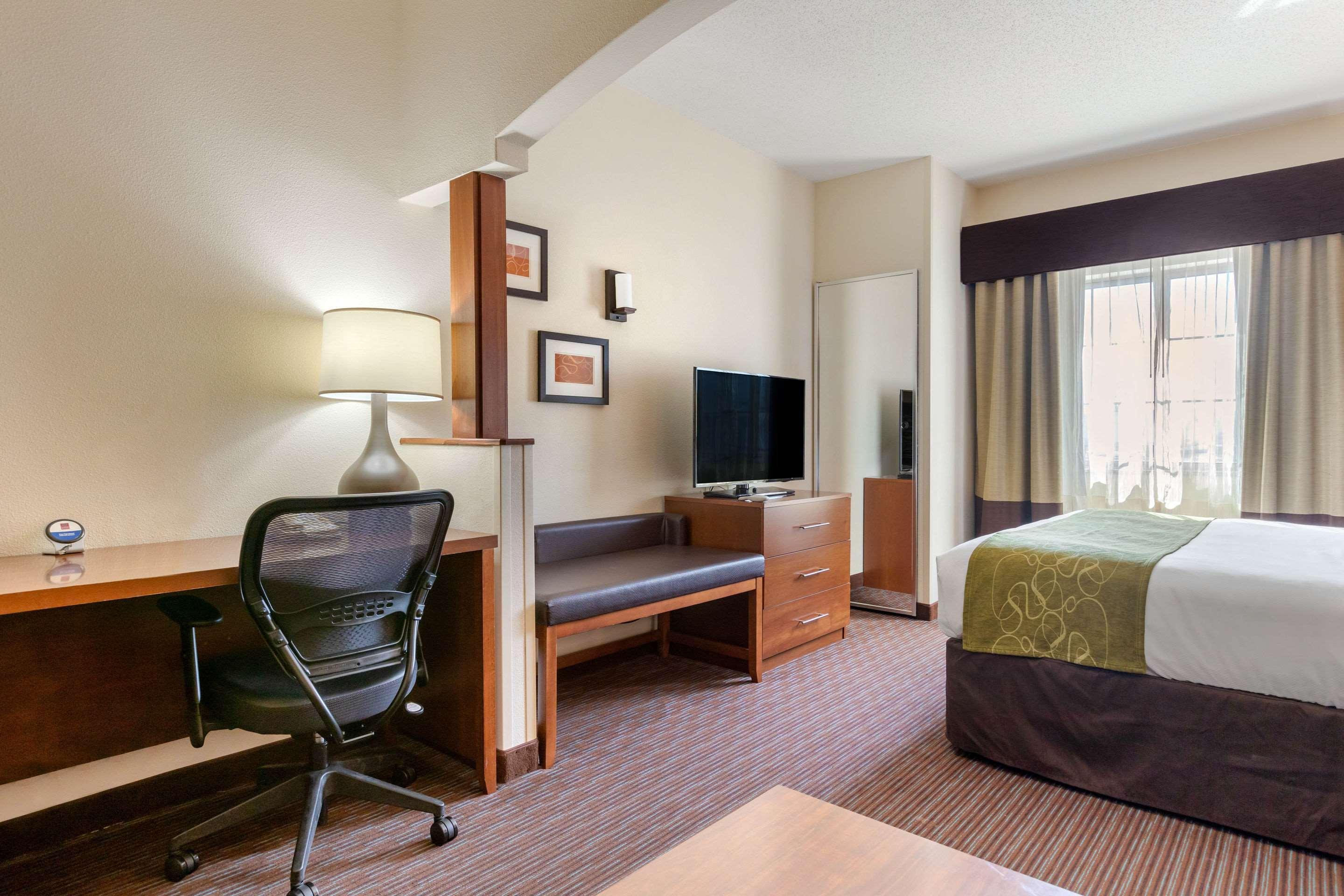 Comfort Suites Stevensville - St Joseph Εξωτερικό φωτογραφία