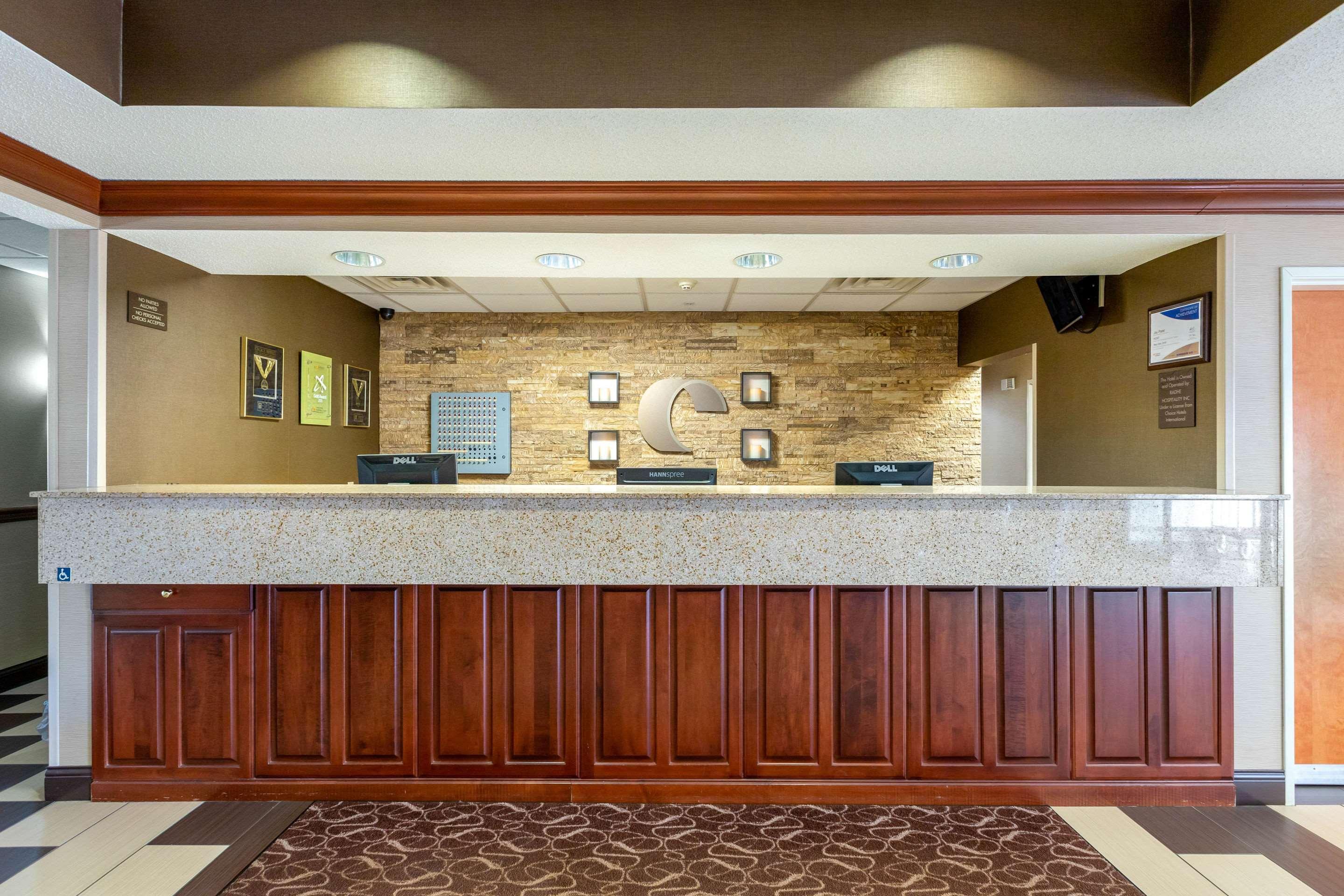 Comfort Suites Stevensville - St Joseph Εξωτερικό φωτογραφία