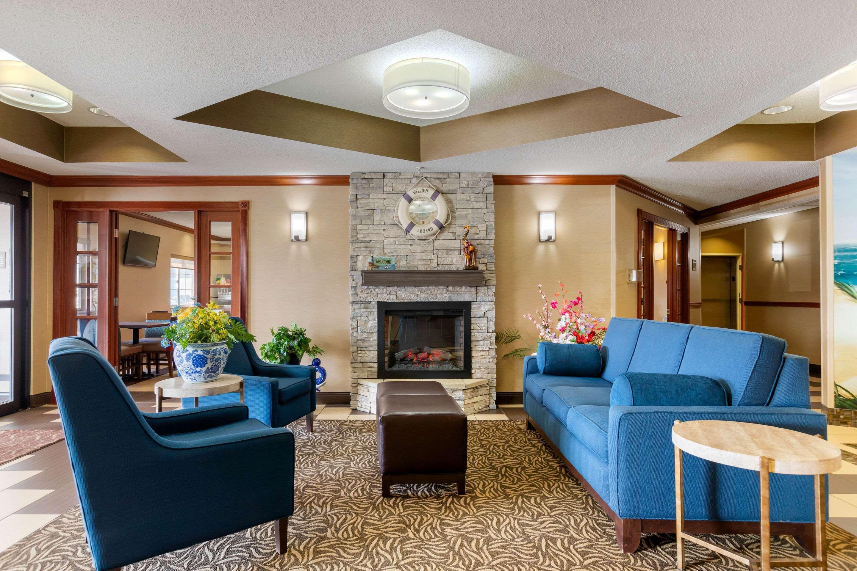 Comfort Suites Stevensville - St Joseph Εξωτερικό φωτογραφία